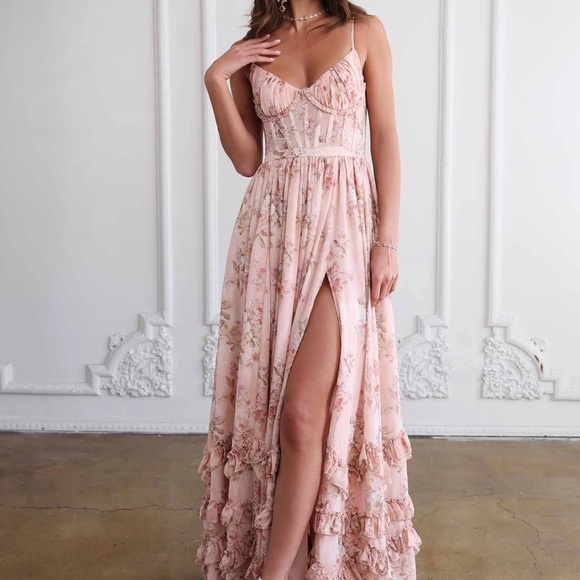 The Carmen Dress in Peach Tapestry - Picture 3 of 13